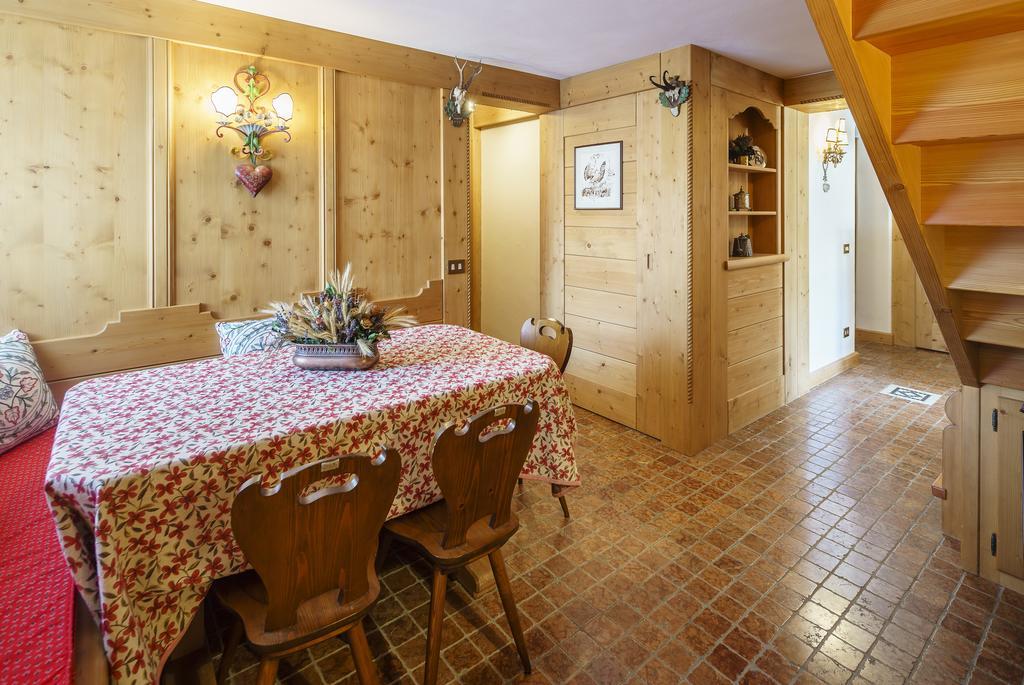 Villa Tullia - Stayincortina Cortina dʼAmpezzo Dış mekan fotoğraf