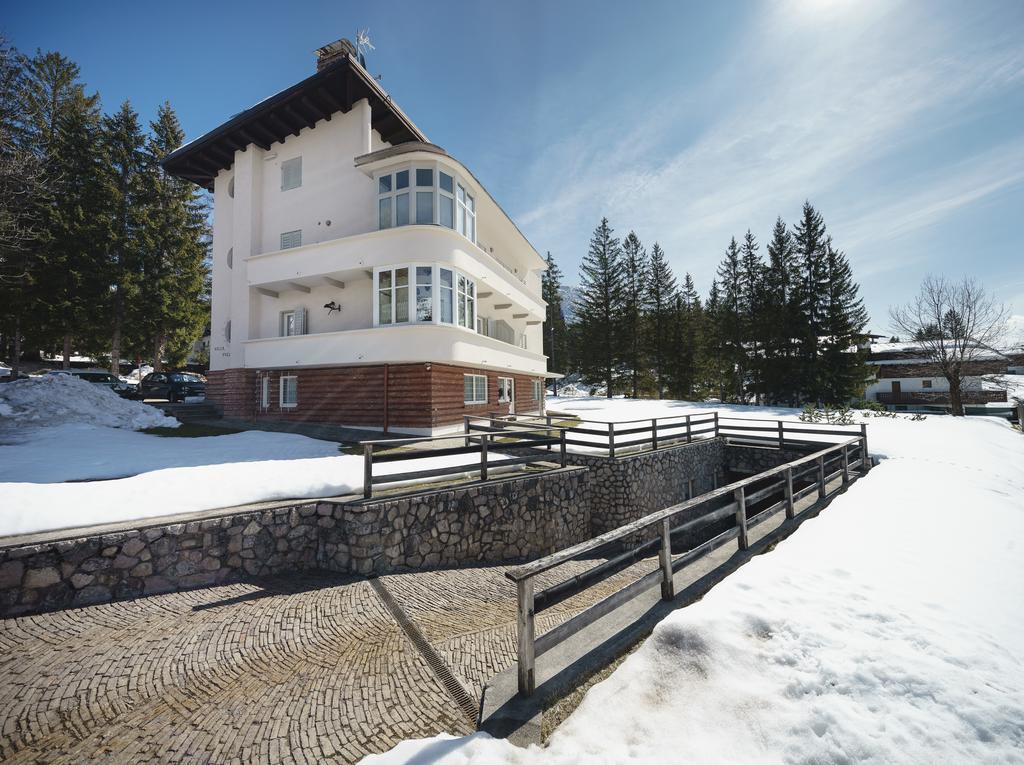 Villa Tullia - Stayincortina Cortina dʼAmpezzo Dış mekan fotoğraf